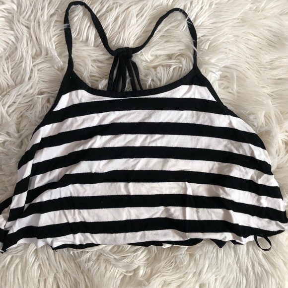 BLACK AND WHITE CROPPED SHIRT - Picture 1 of 2